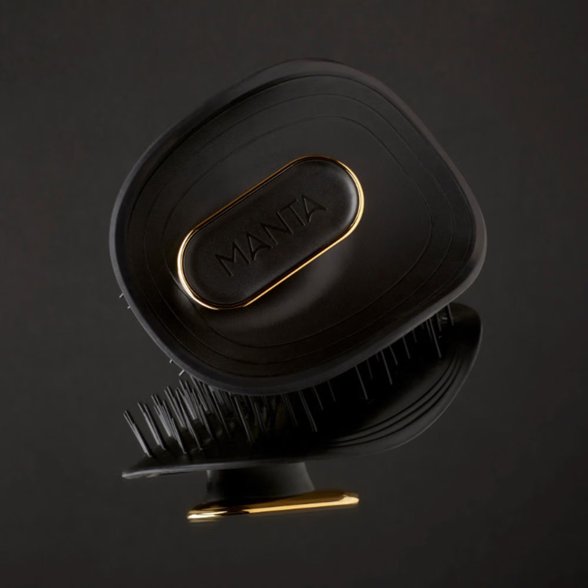 Manta Original Hair Brush Black and Gold
